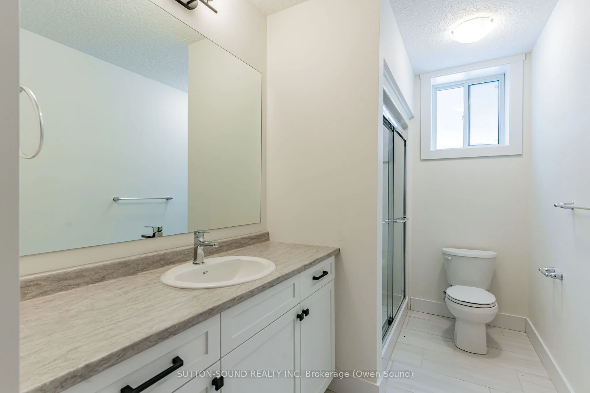 325 6TH Avenue W