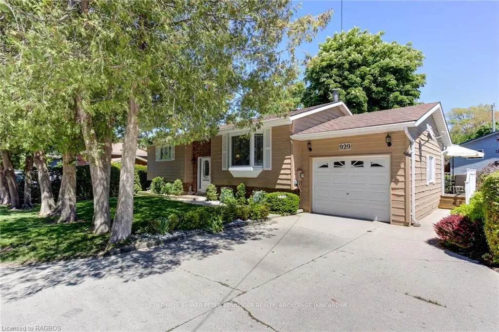 929 SAUGEEN Street