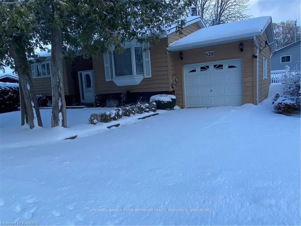 929 SAUGEEN Street
