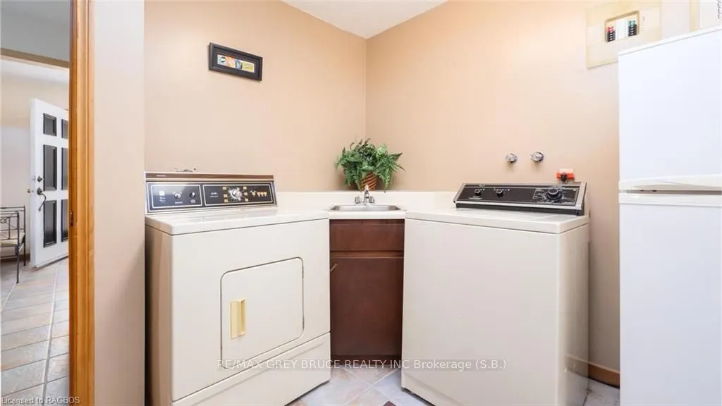97 DORENA Crescent