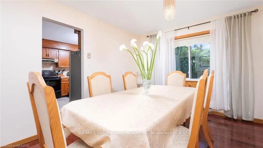 97 DORENA Crescent