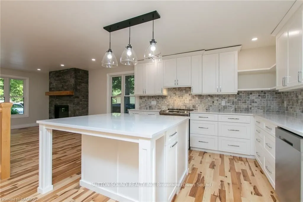 318743 GREY ROAD 1 Road