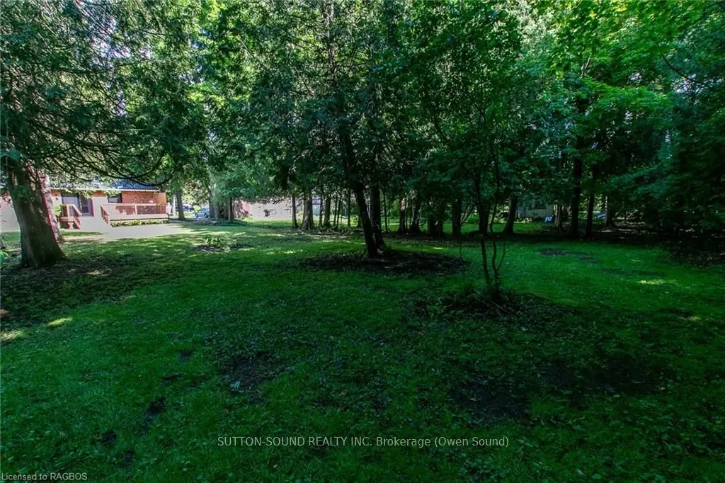 318743 GREY ROAD 1 Road