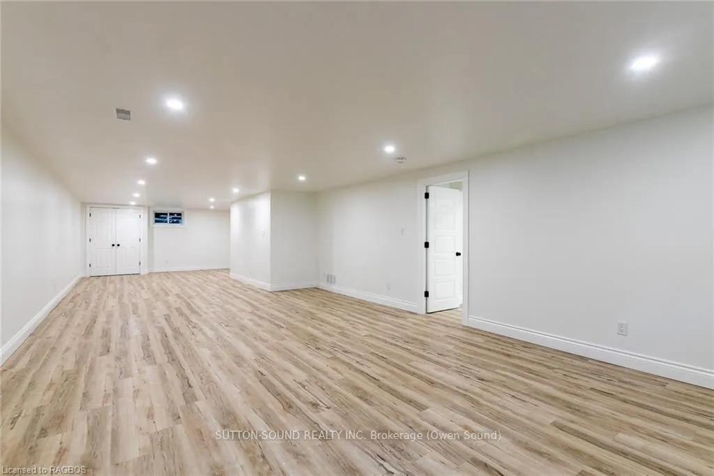 318743 GREY ROAD 1 Road
