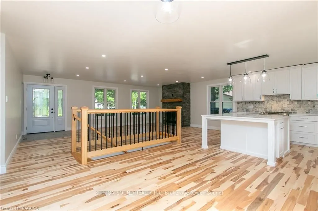 318743 GREY ROAD 1 Road