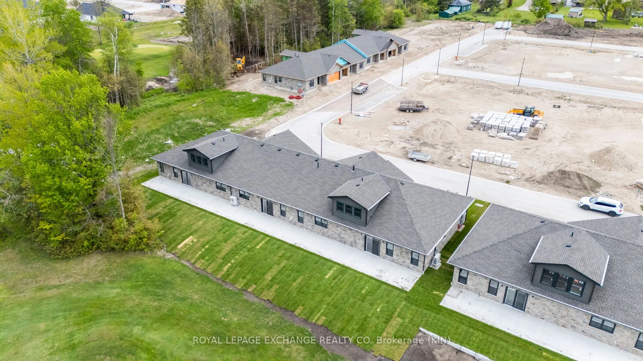 1182 Queen Street #38