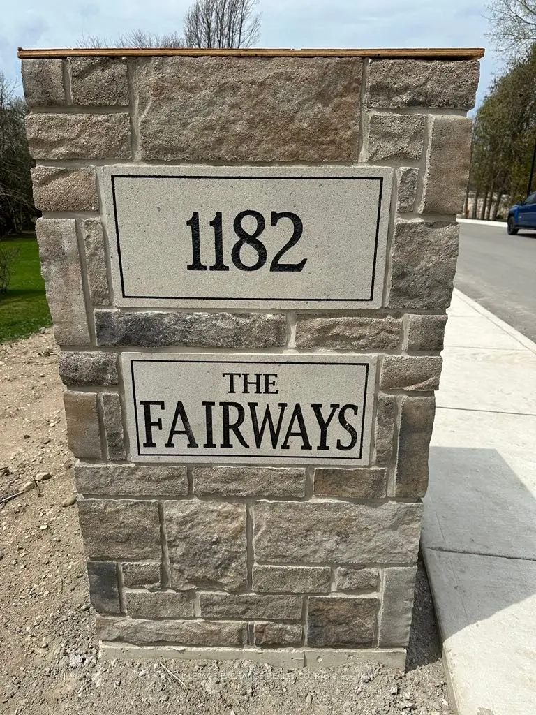 1182 Queen Street #38