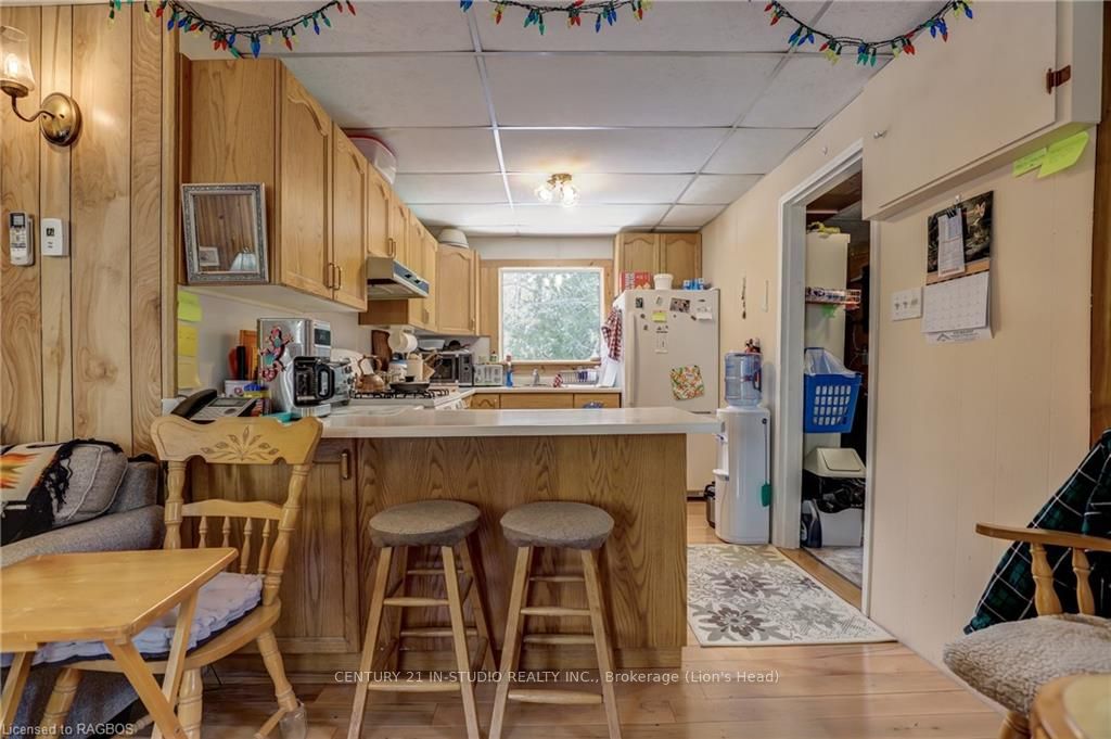 496 BERFORD LAKE Road