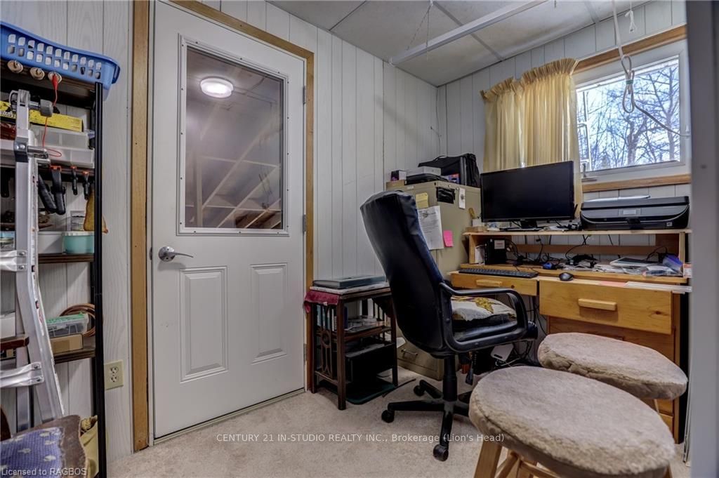 496 BERFORD LAKE Road