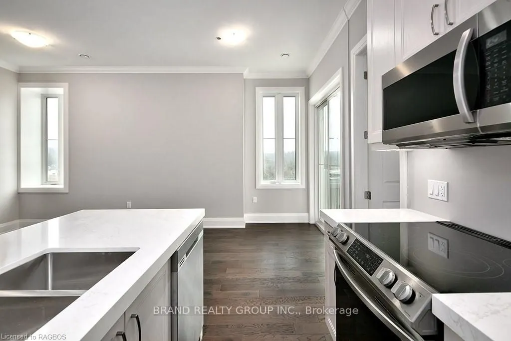 80 9TH Street E #601