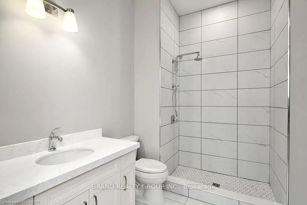 80 9TH Street E #601