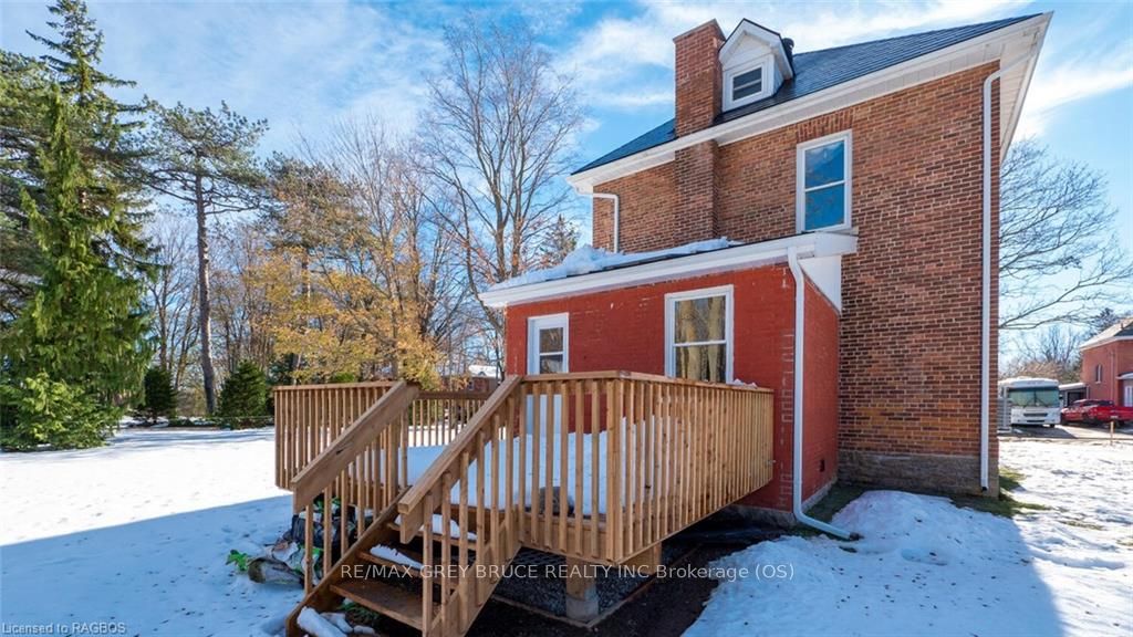 550 10TH STREET A WEST