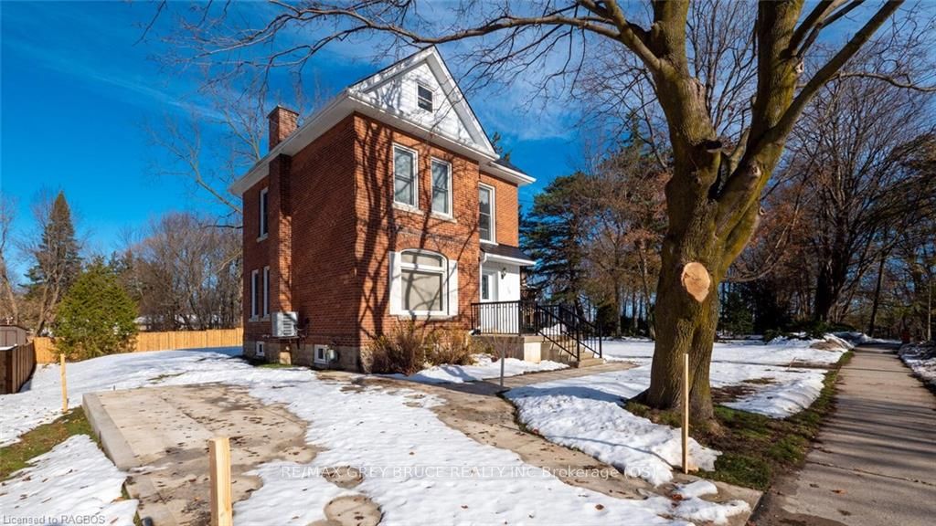 550 10TH STREET A WEST