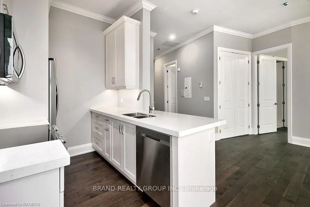 80 9TH Street E #601