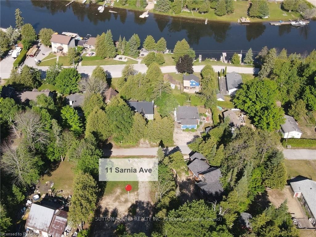 11 SARNIA Avenue