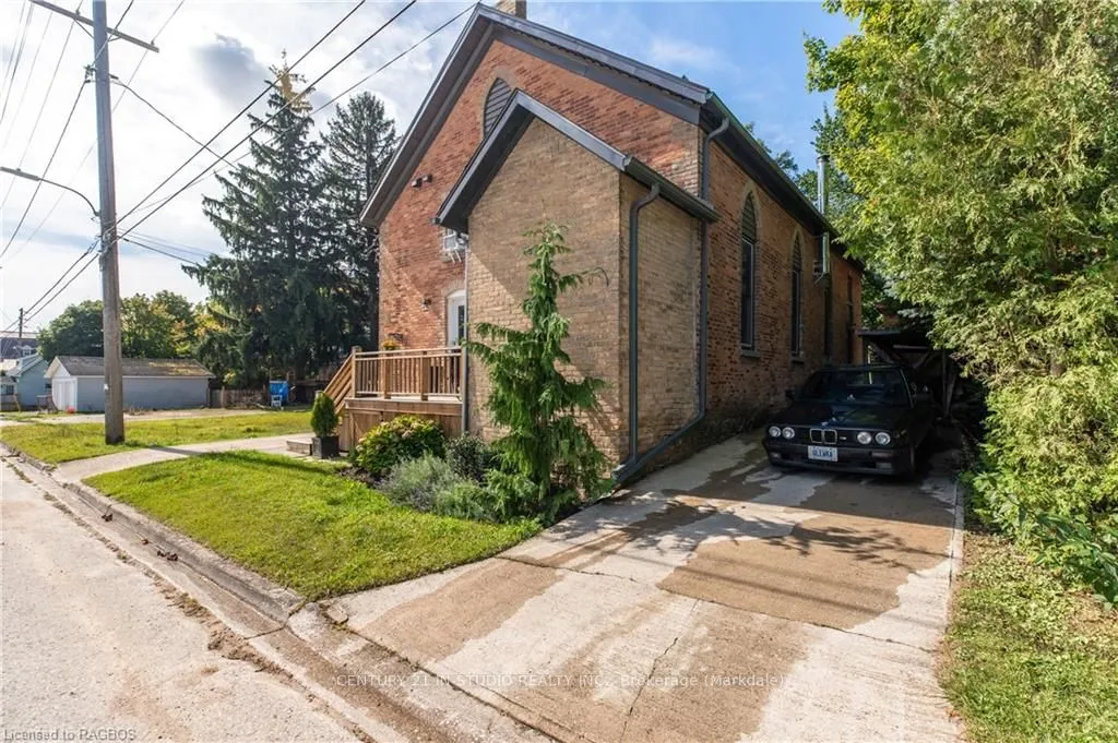 44 2ND Avenue