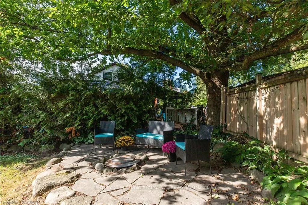 44 2ND Avenue