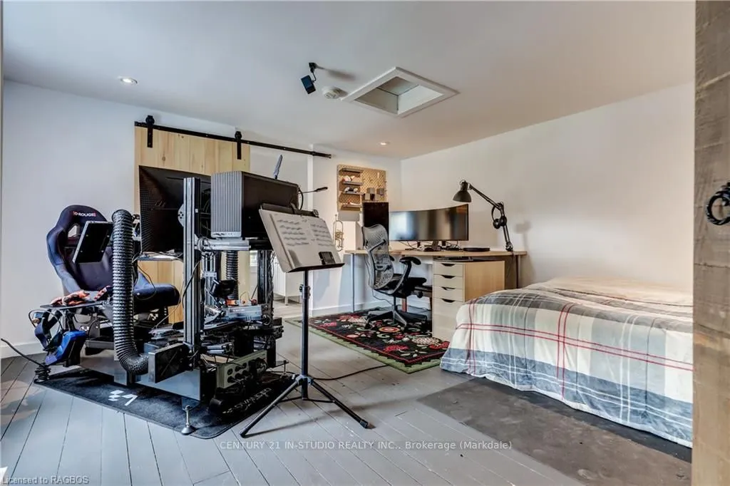44 2ND Avenue