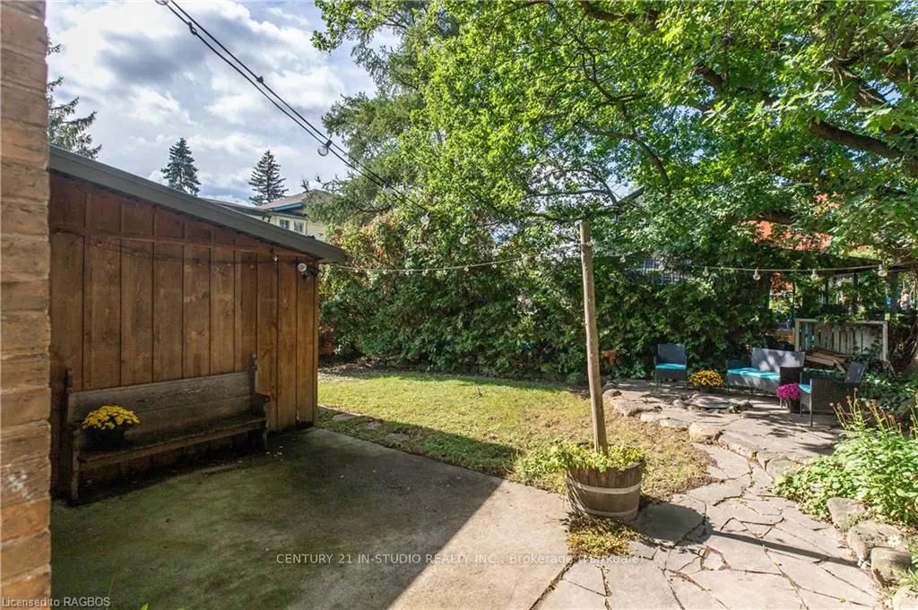 44 2ND Avenue