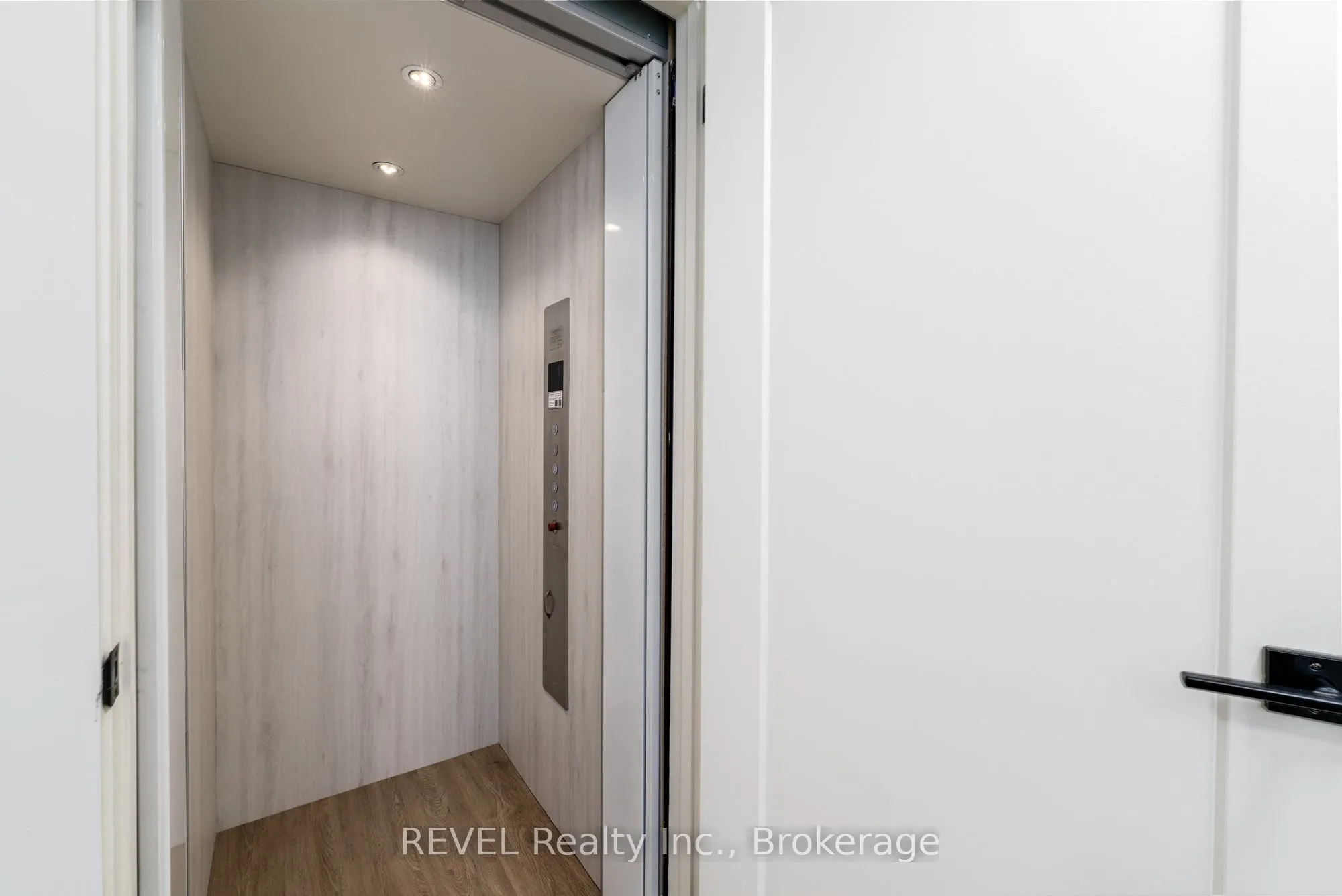 1397 York Road #10