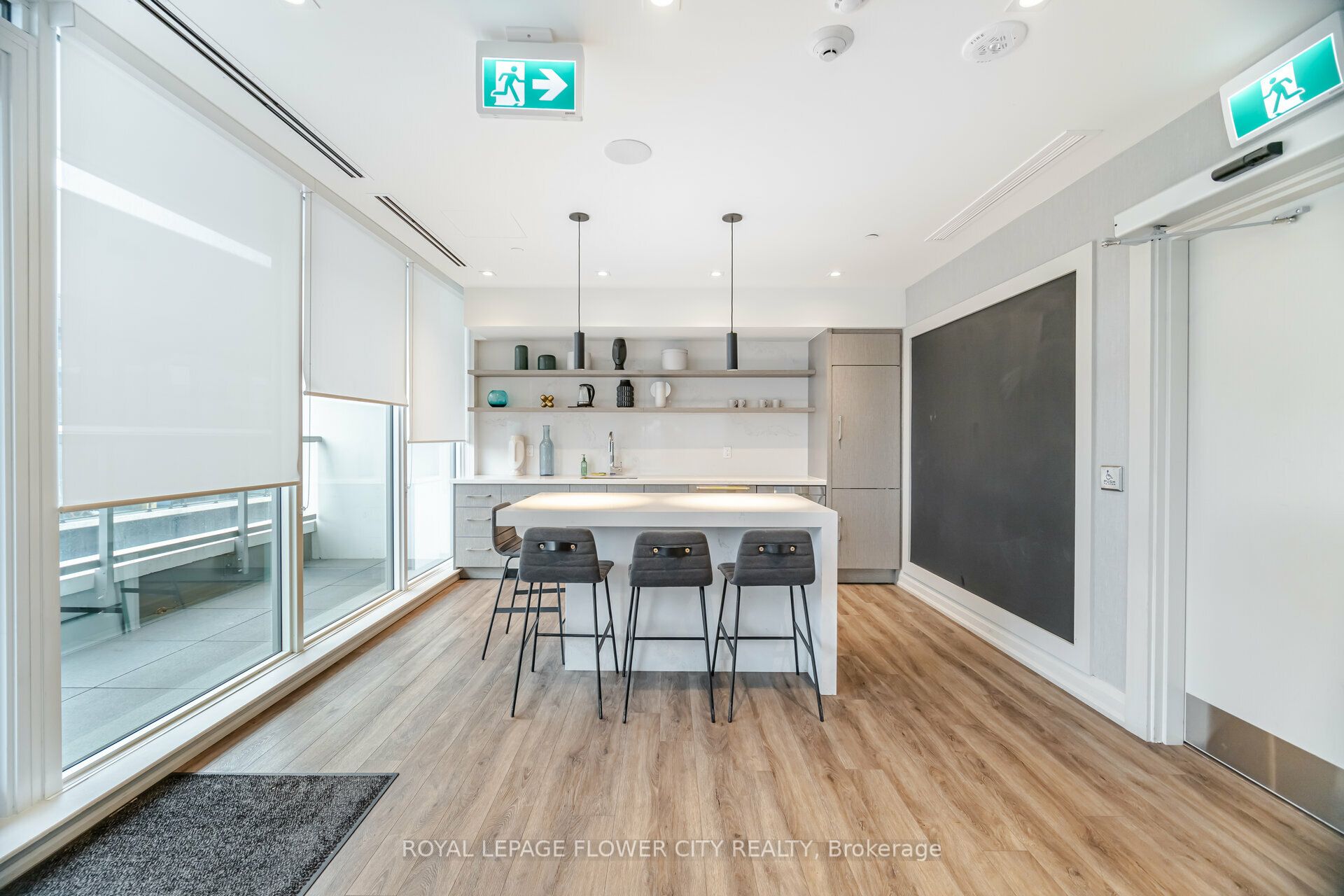 212 King William Street, #604