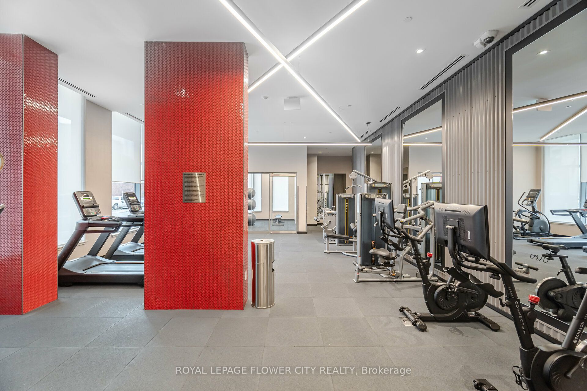 212 King William Street, #604