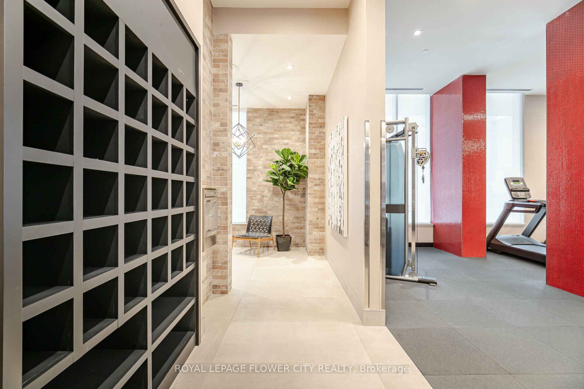 212 King William Street, #604