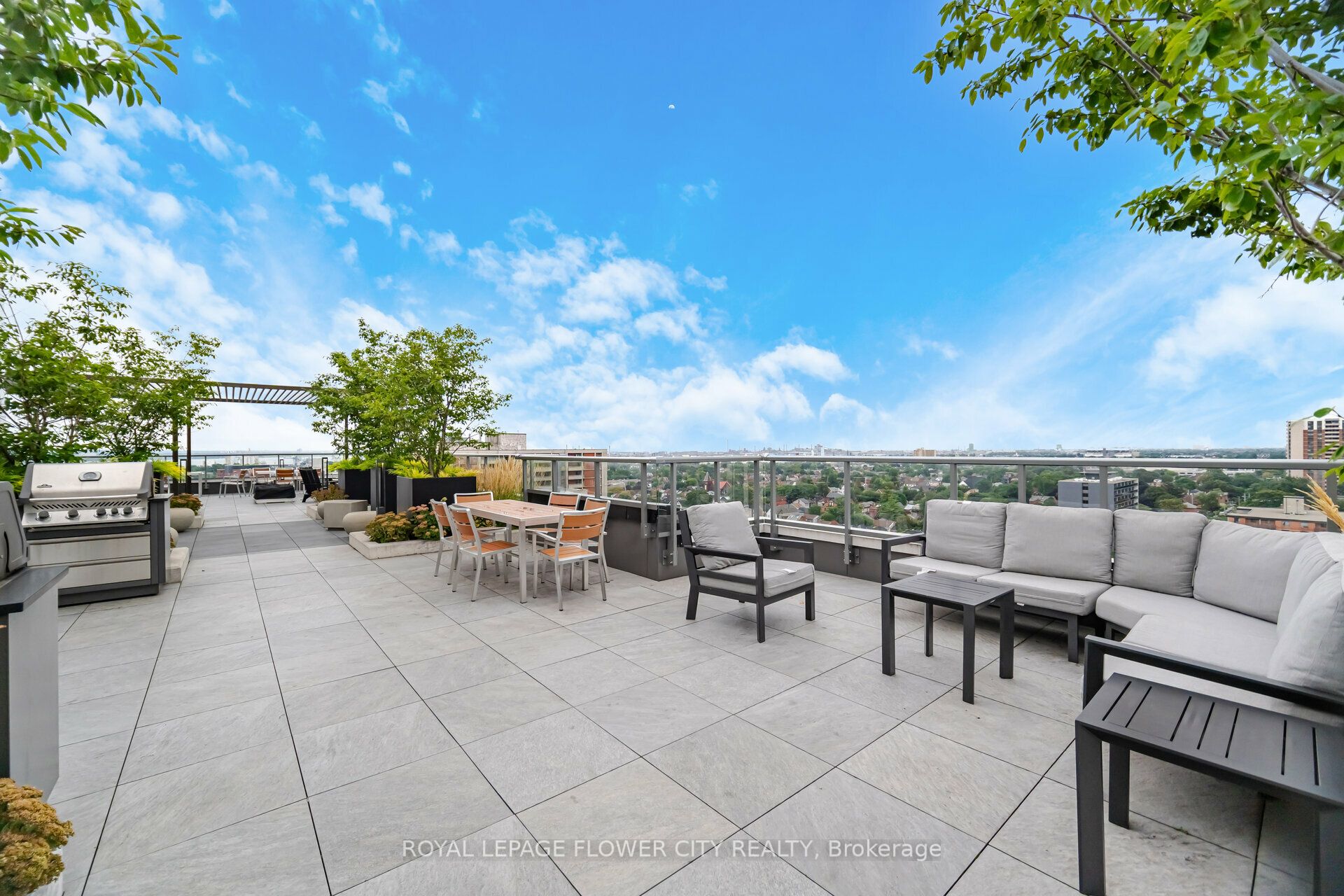 212 King William Street, #604