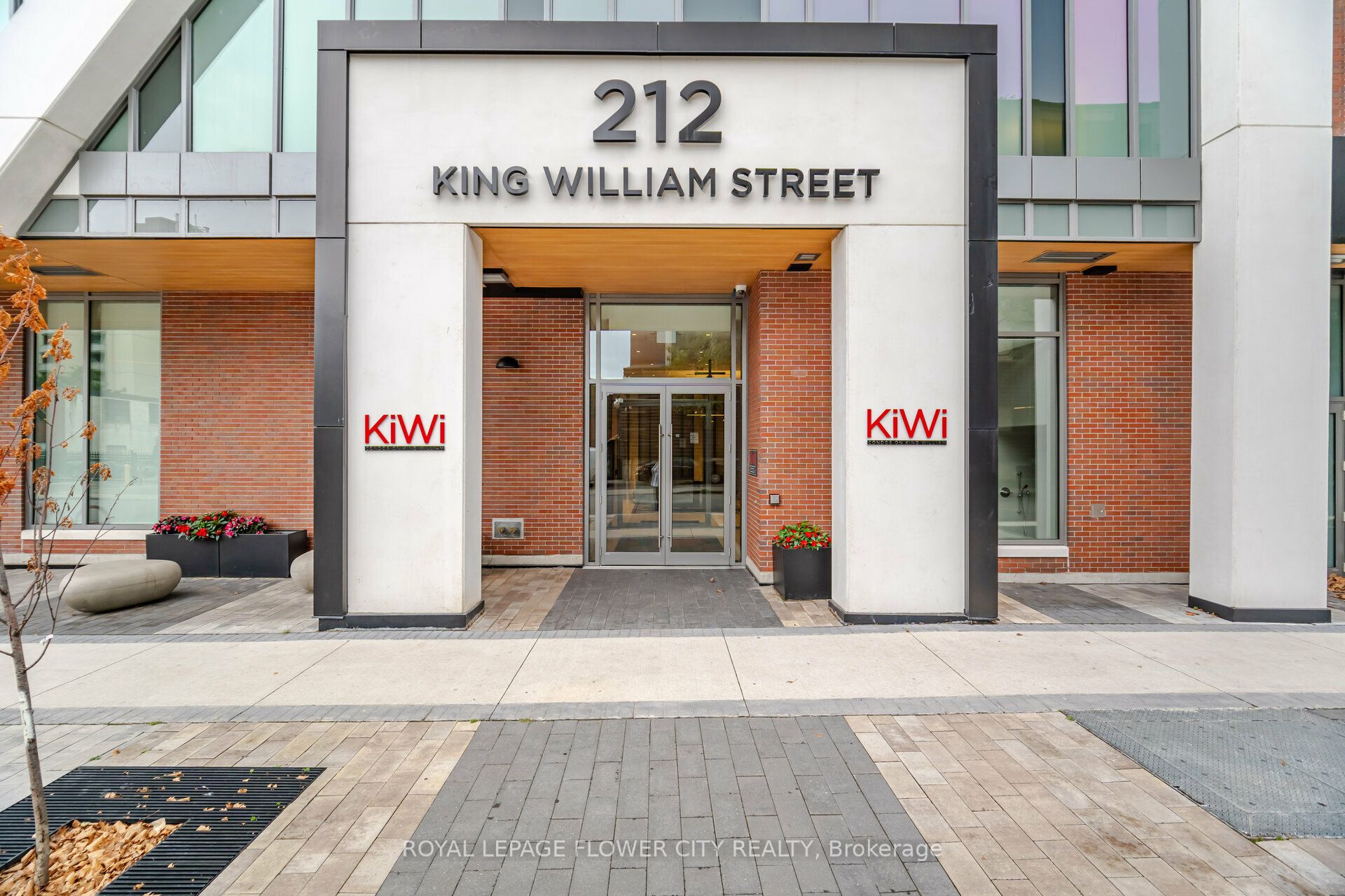 212 King William Street, #604