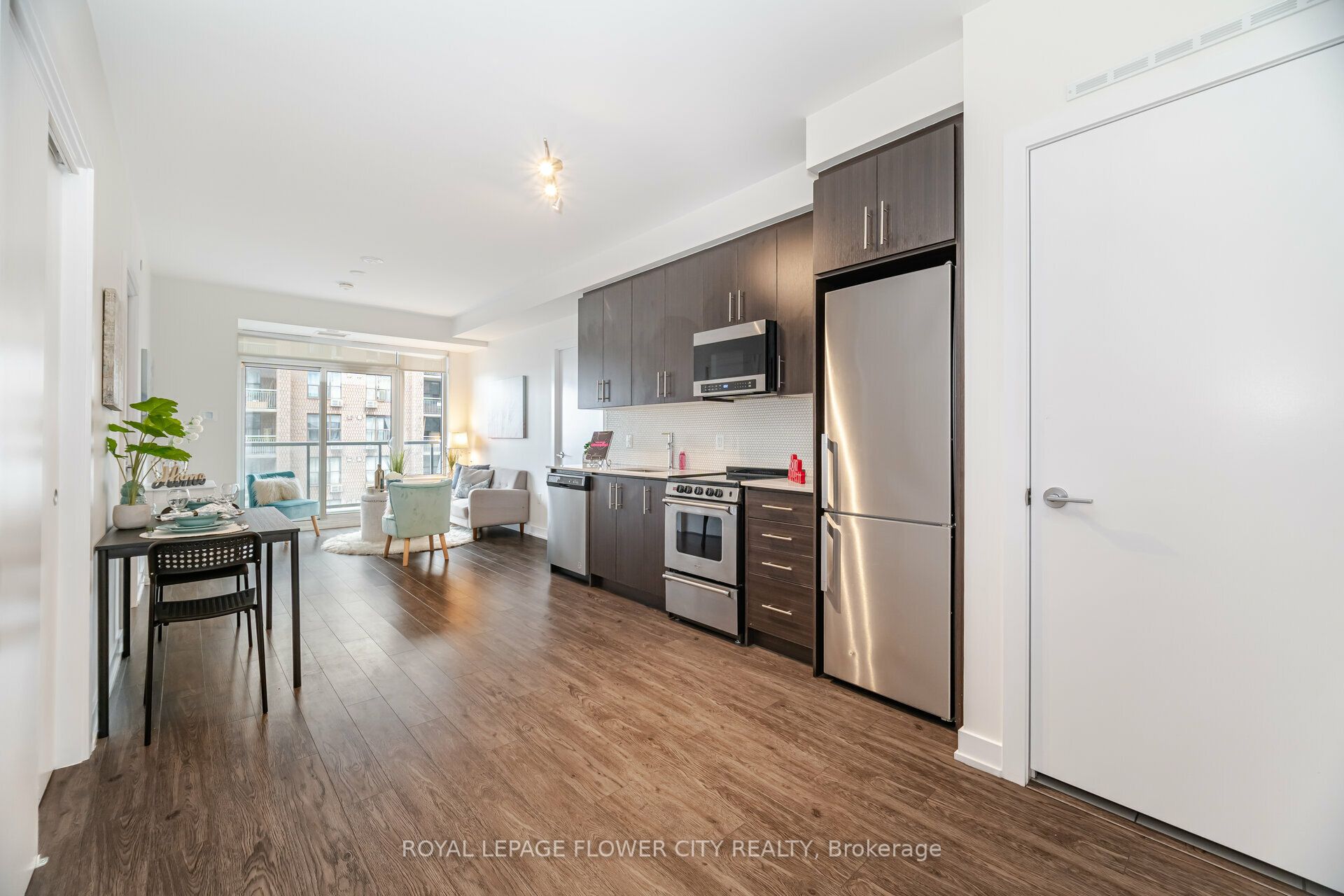 212 King William Street, #604