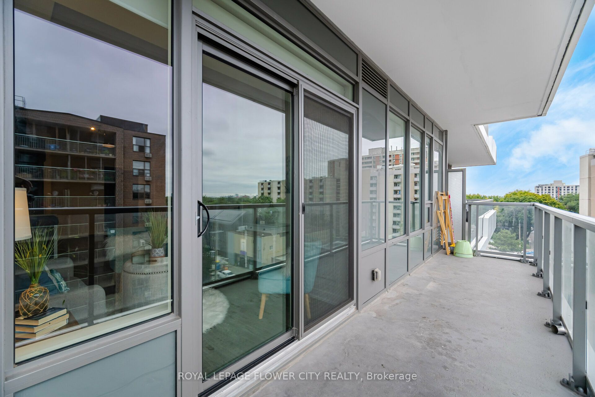 212 King William Street, #604