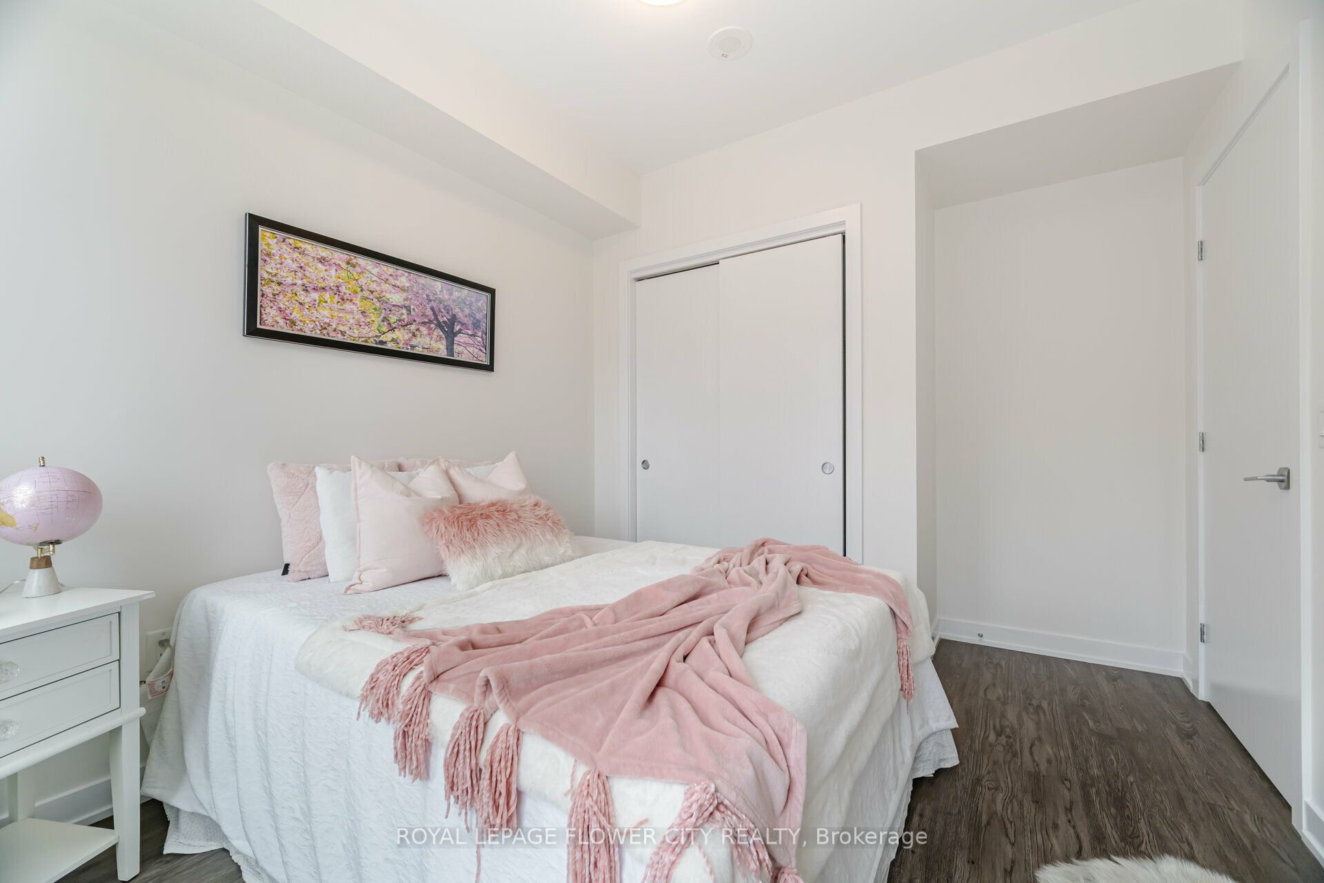 212 King William Street, #604