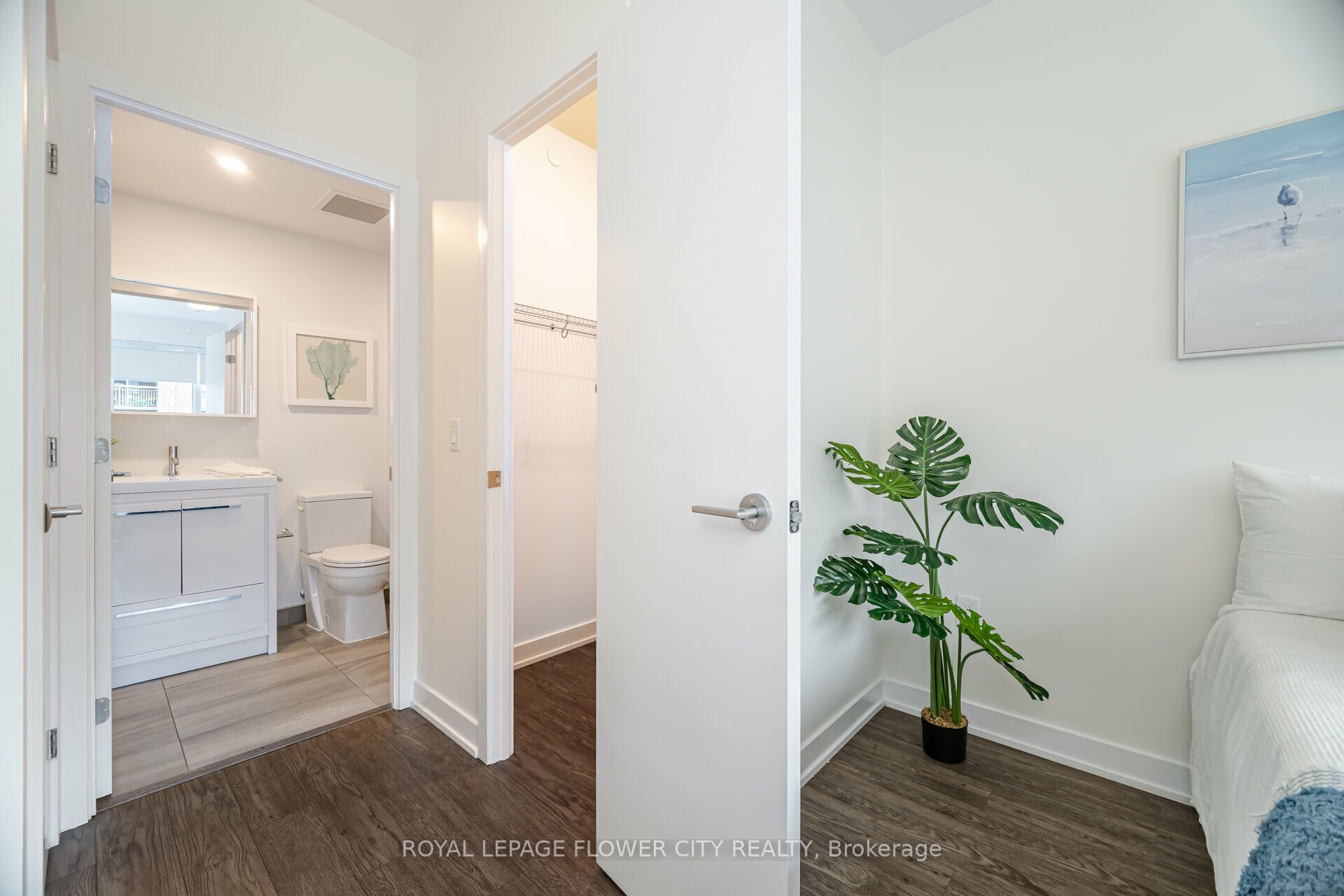 212 King William Street, #604