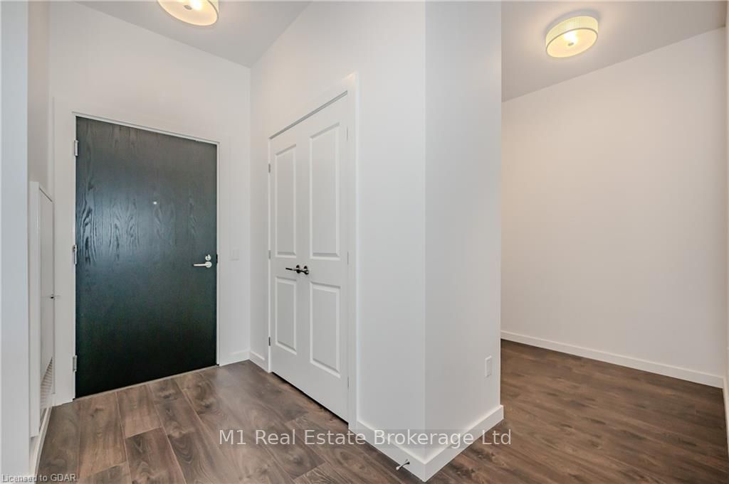 181 KING St S #1503