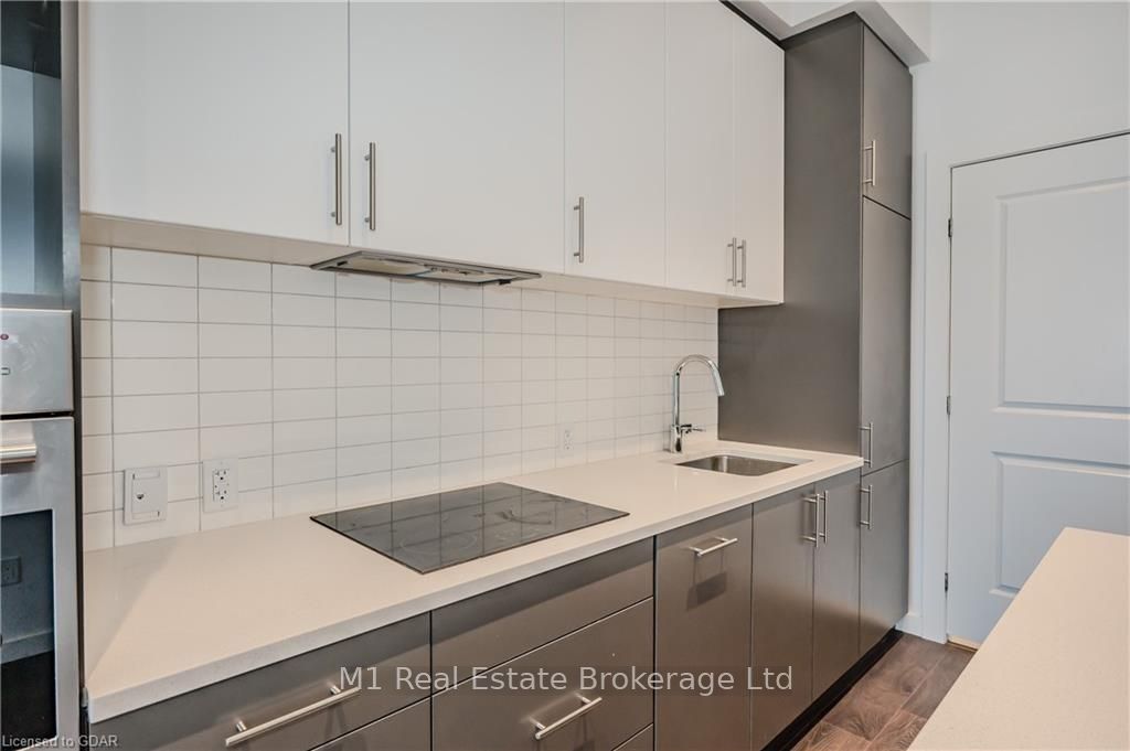 181 KING St S #1503