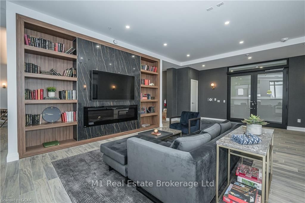 181 KING St S #1503