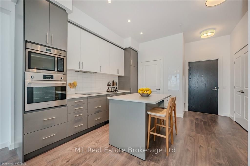 181 KING St S #1503