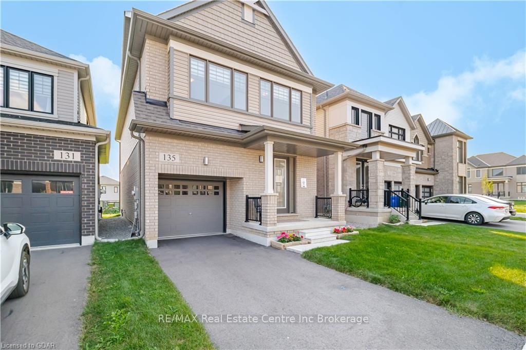 135 FAIREY Crescent
