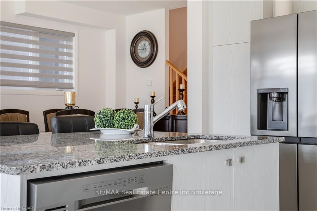 135 FAIREY Crescent