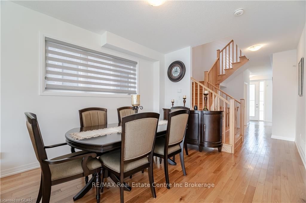 135 FAIREY Crescent