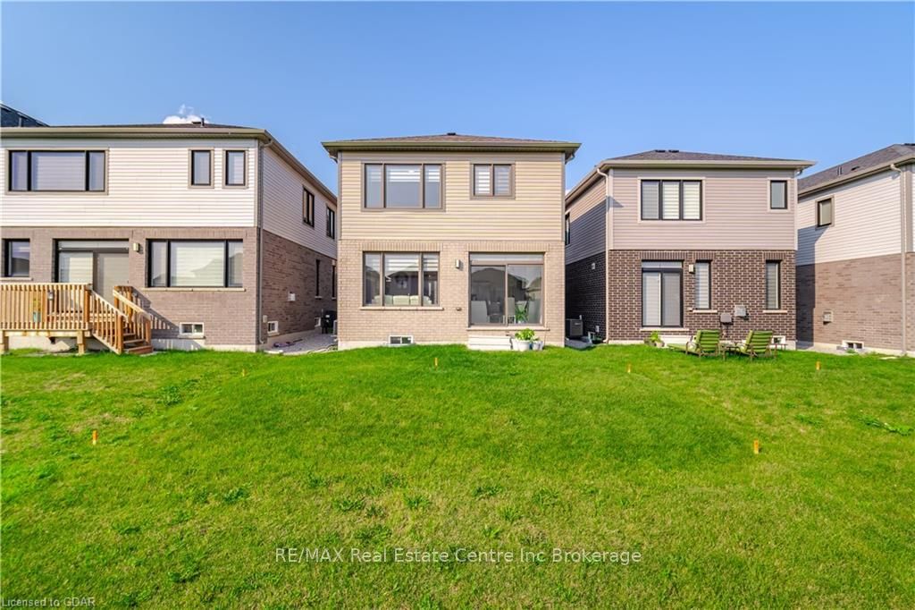 135 FAIREY Crescent