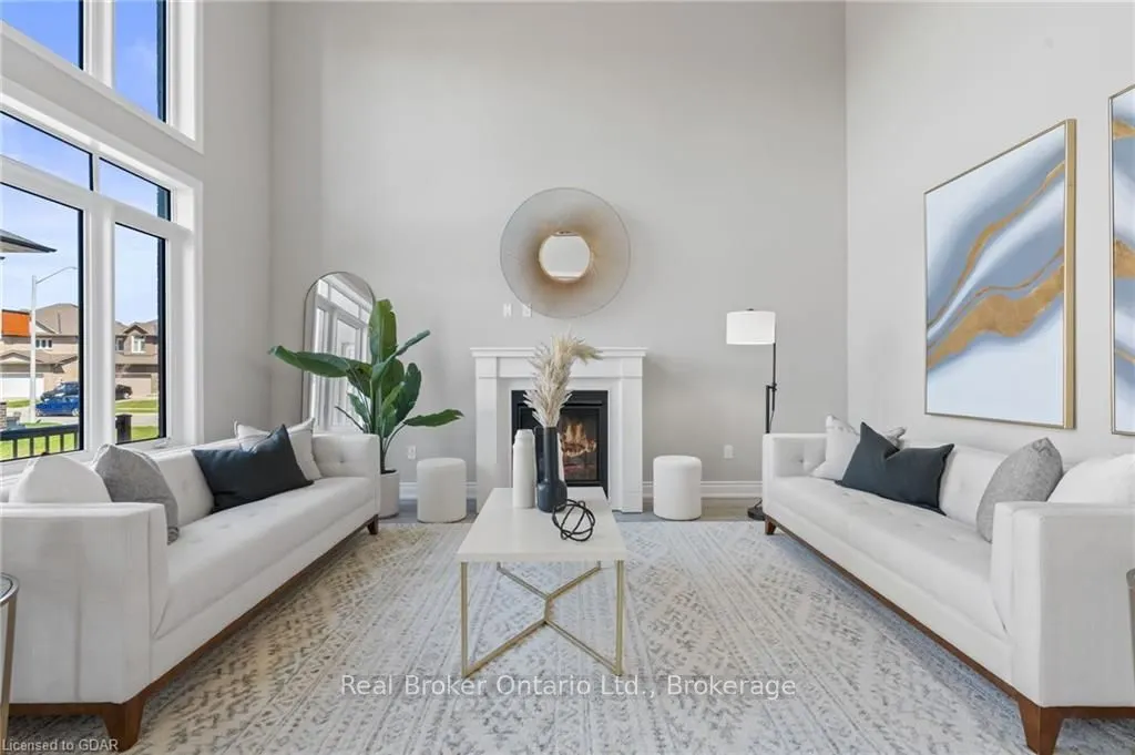 15 VENTURE Way