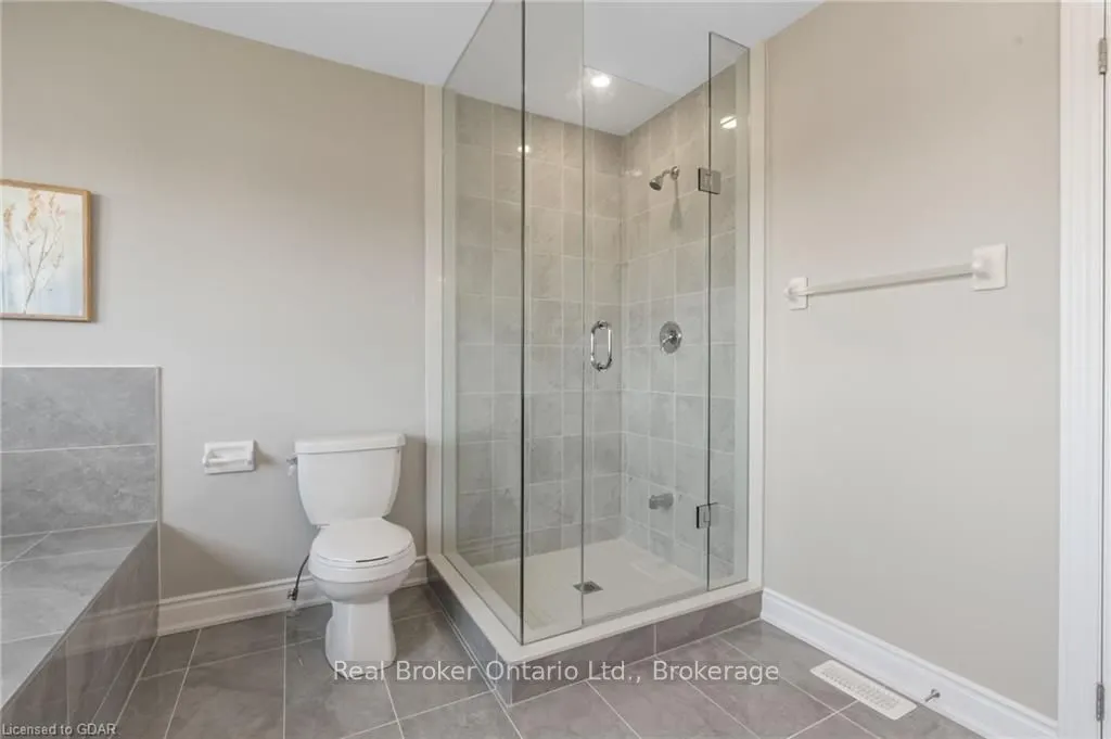 15 VENTURE Way