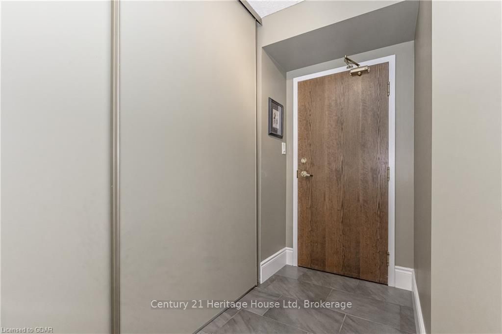 3227 KING Street E #409