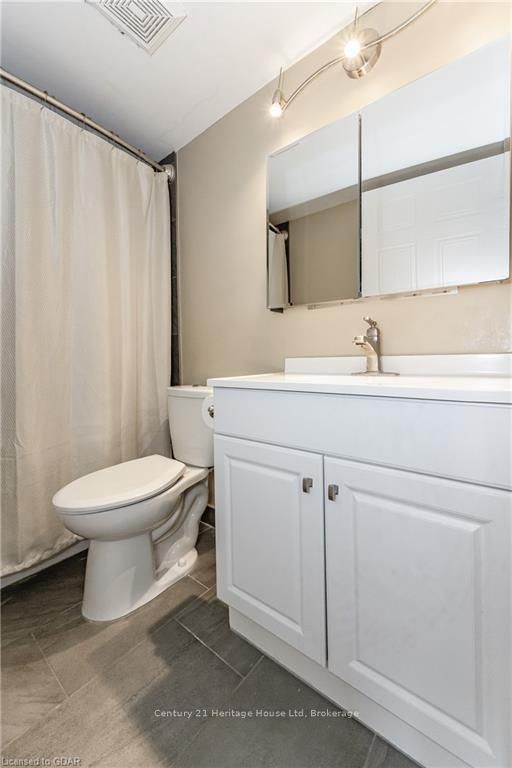 3227 KING Street E #409