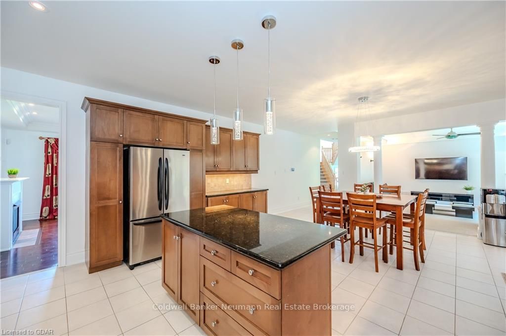 32 FOREST RIDGE Road