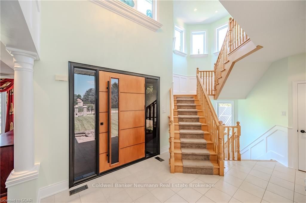32 FOREST RIDGE Road