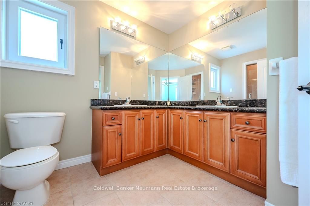32 FOREST RIDGE Road