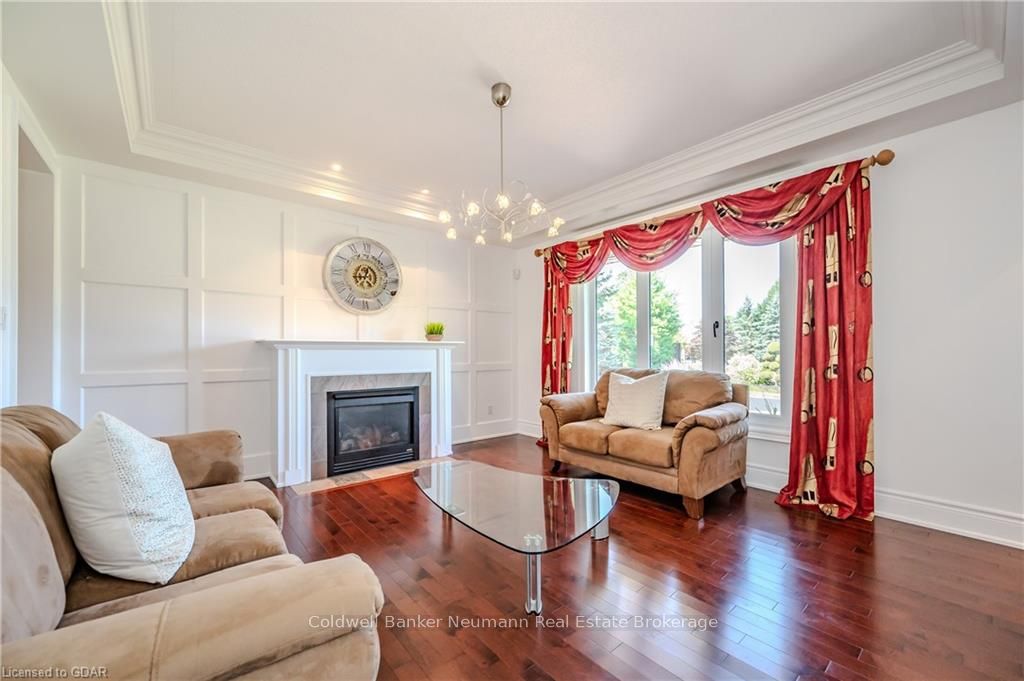 32 FOREST RIDGE Road