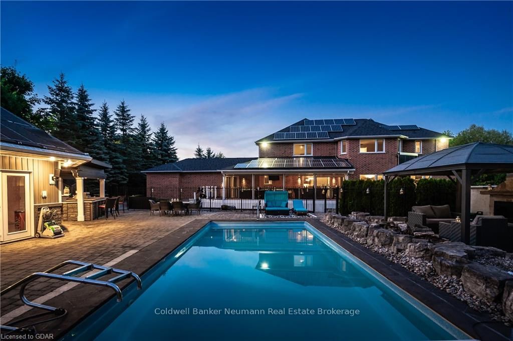 32 FOREST RIDGE Road